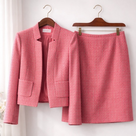Calvin Klein Dresses & Skirts - Calvin Klein Pink Tweed Suit with pencil skirt (Blazer=6, Skirt =4)